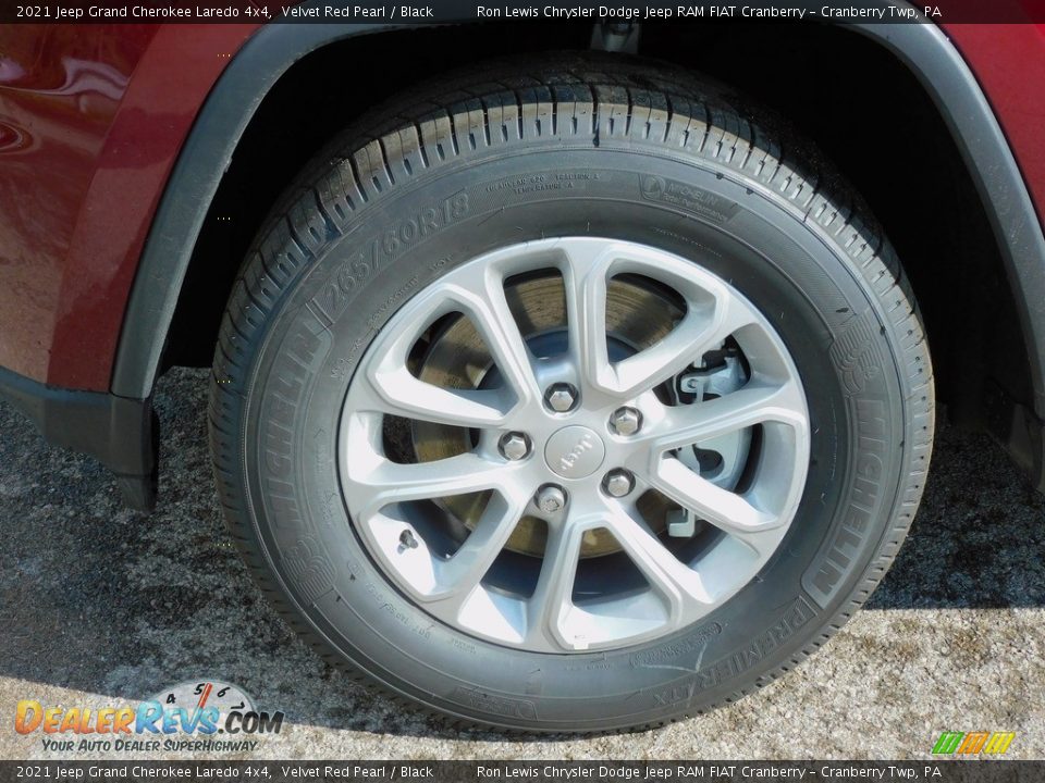 2021 Jeep Grand Cherokee Laredo 4x4 Velvet Red Pearl / Black Photo #10