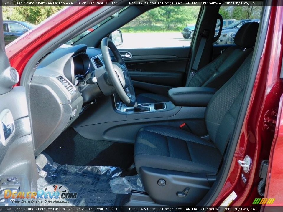 2021 Jeep Grand Cherokee Laredo 4x4 Velvet Red Pearl / Black Photo #11