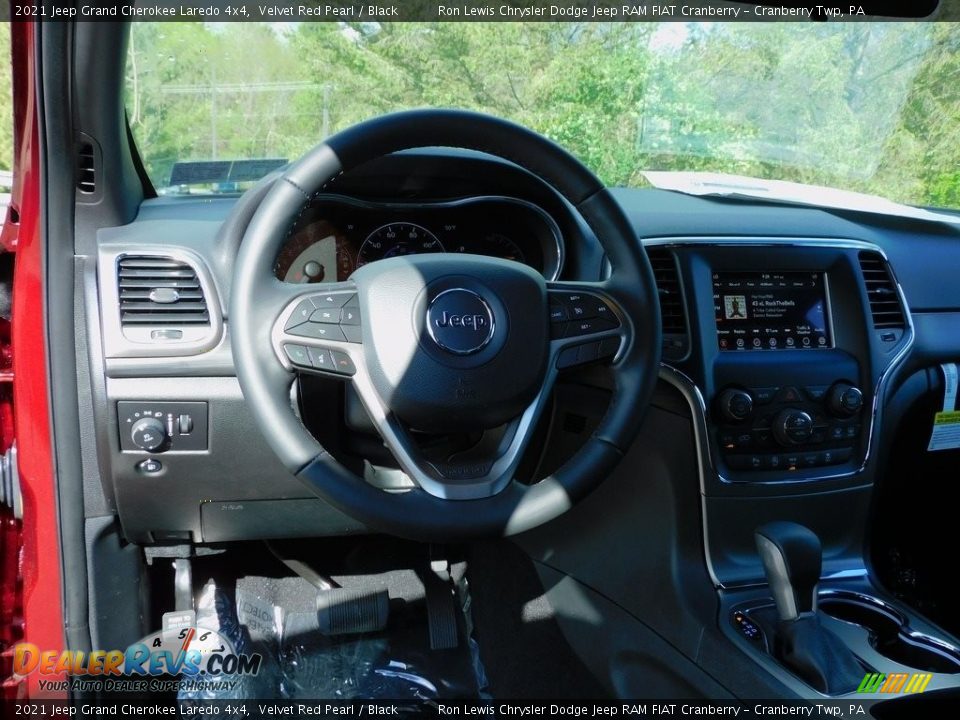 2021 Jeep Grand Cherokee Laredo 4x4 Velvet Red Pearl / Black Photo #13