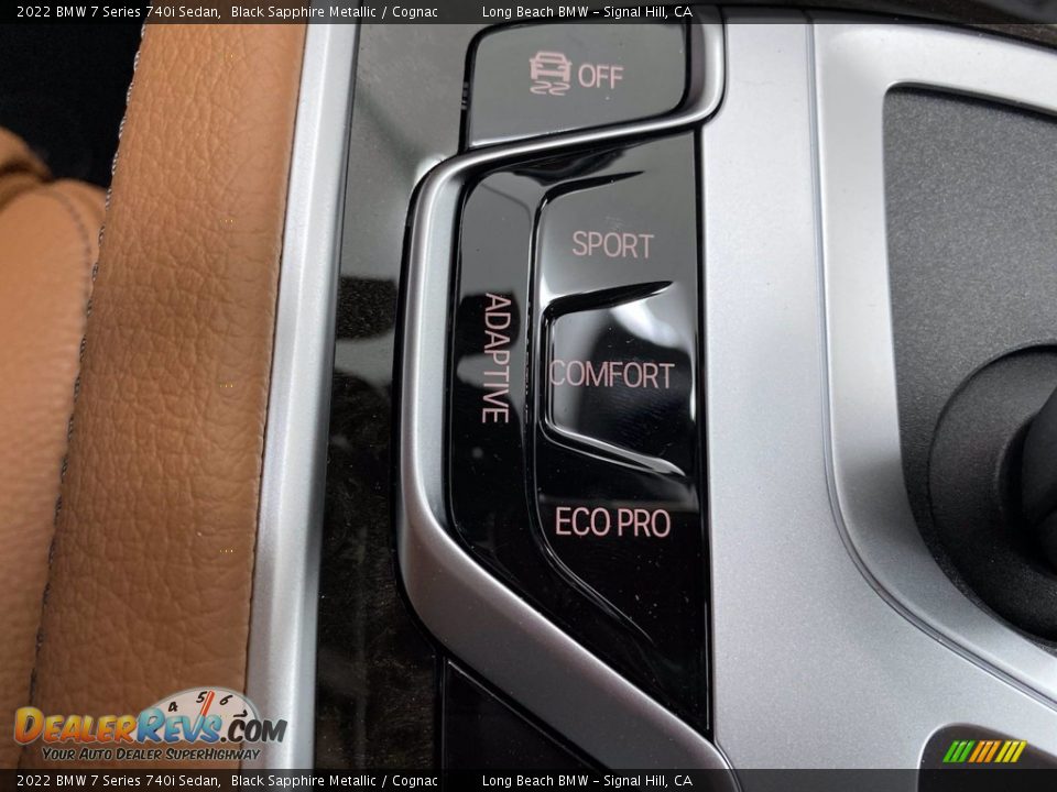 Controls of 2022 BMW 7 Series 740i Sedan Photo #23