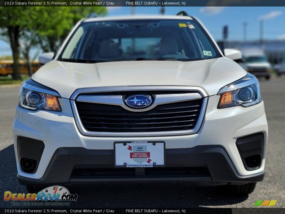 2019 Subaru Forester 2.5i Premium Crystal White Pearl / Gray Photo #17