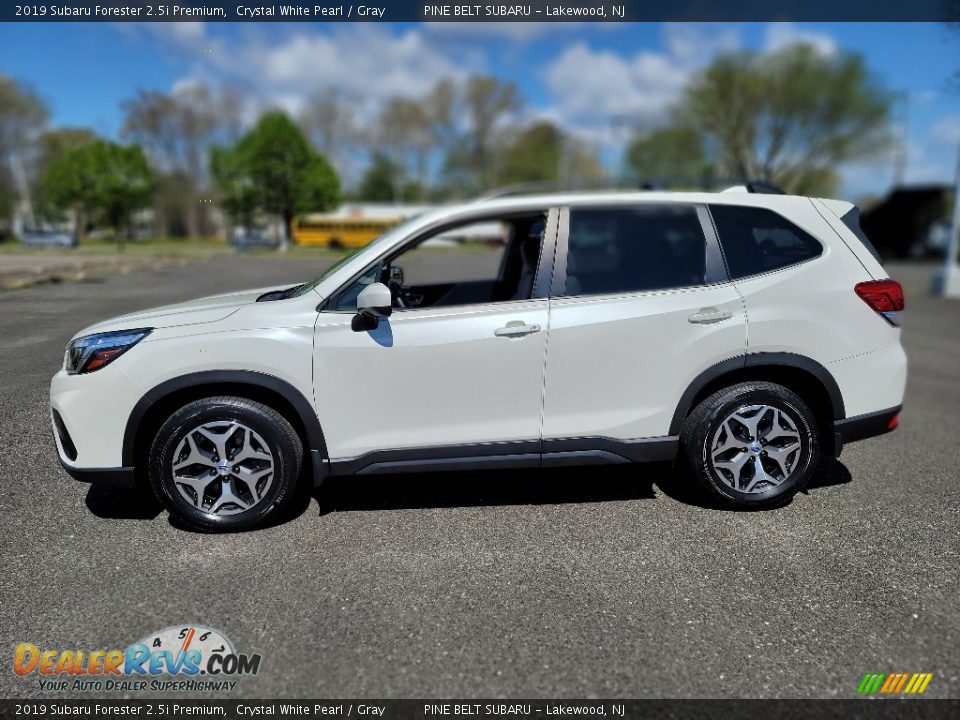 2019 Subaru Forester 2.5i Premium Crystal White Pearl / Gray Photo #18