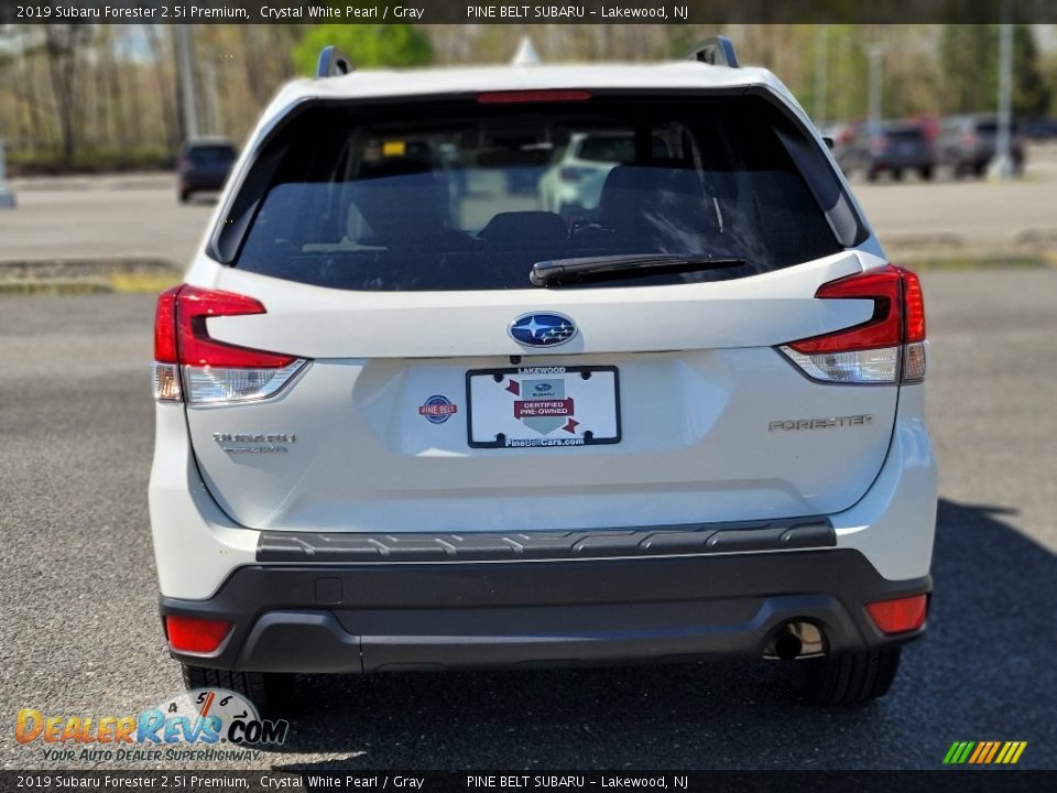 2019 Subaru Forester 2.5i Premium Crystal White Pearl / Gray Photo #20