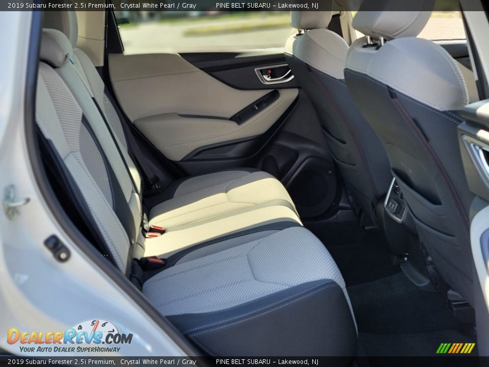 2019 Subaru Forester 2.5i Premium Crystal White Pearl / Gray Photo #28