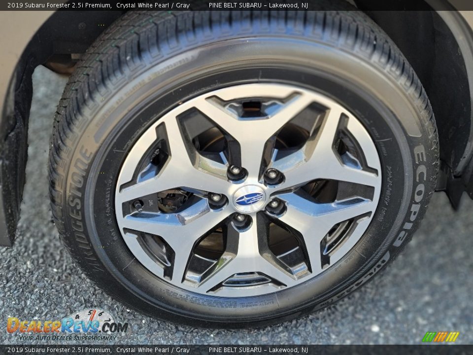 2019 Subaru Forester 2.5i Premium Crystal White Pearl / Gray Photo #29