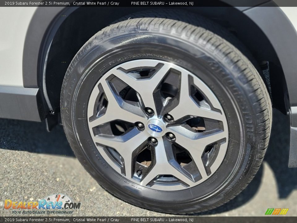 2019 Subaru Forester 2.5i Premium Crystal White Pearl / Gray Photo #31