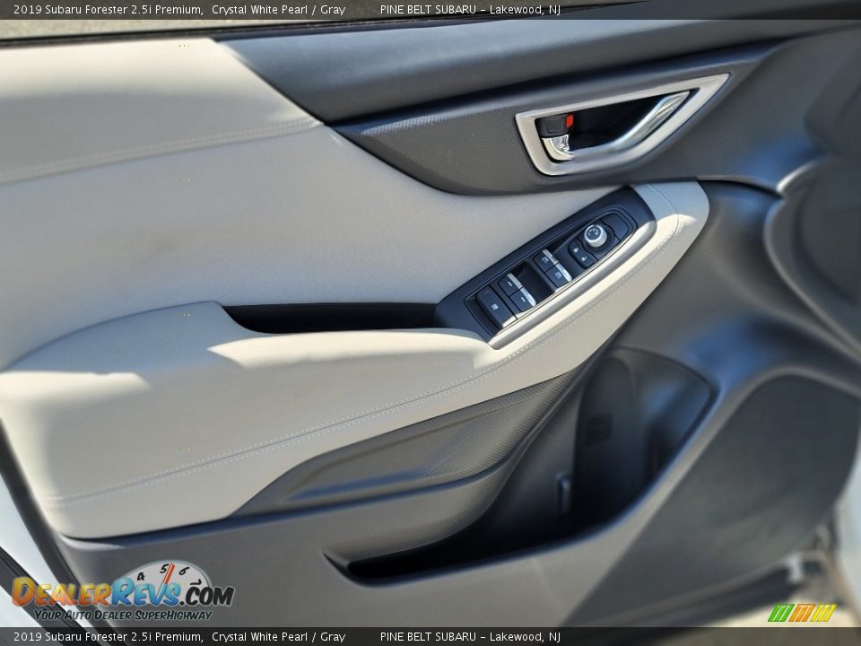 2019 Subaru Forester 2.5i Premium Crystal White Pearl / Gray Photo #35