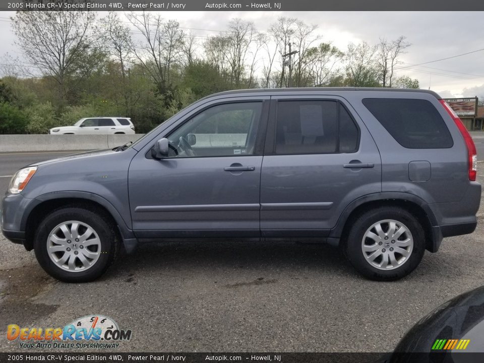 2005 Honda CR-V Special Edition 4WD Pewter Pearl / Ivory Photo #7