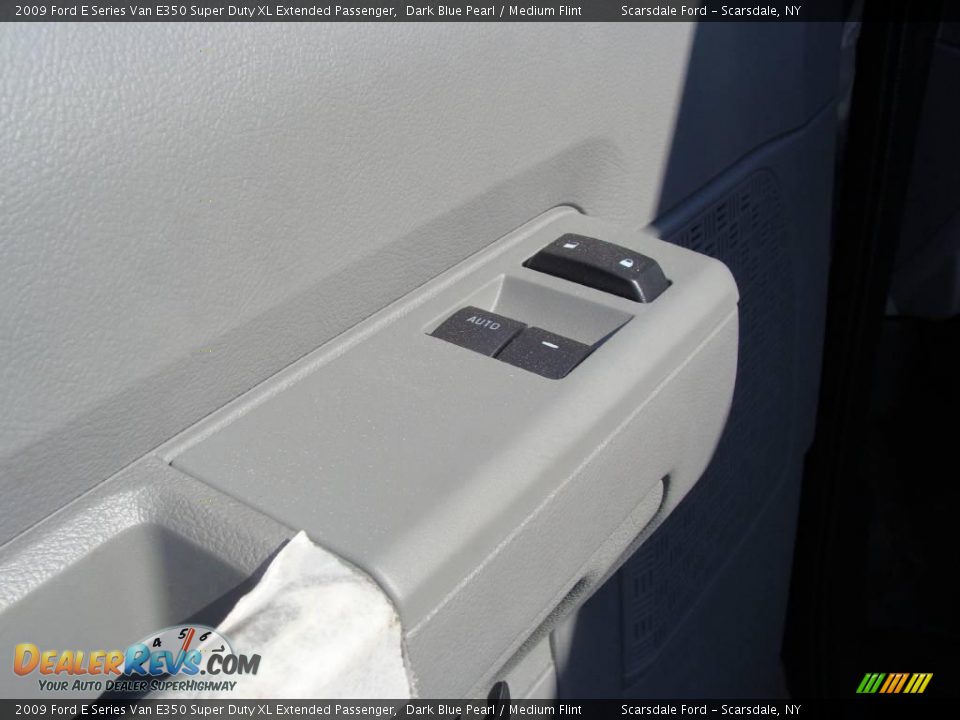 2009 Ford E Series Van E350 Super Duty XL Extended Passenger Dark Blue Pearl / Medium Flint Photo #10
