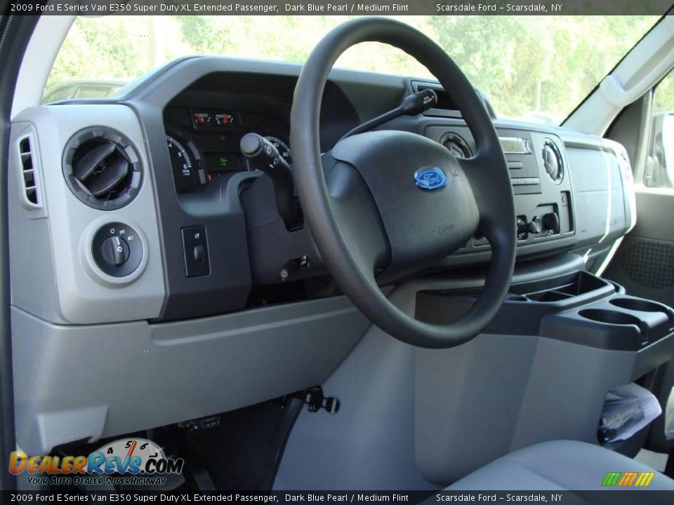 2009 Ford E Series Van E350 Super Duty XL Extended Passenger Dark Blue Pearl / Medium Flint Photo #11
