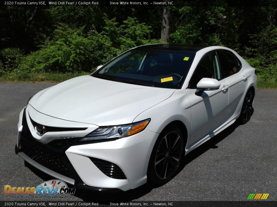 2020 Toyota Camry XSE Wind Chill Pearl / Cockpit Red Photo #3