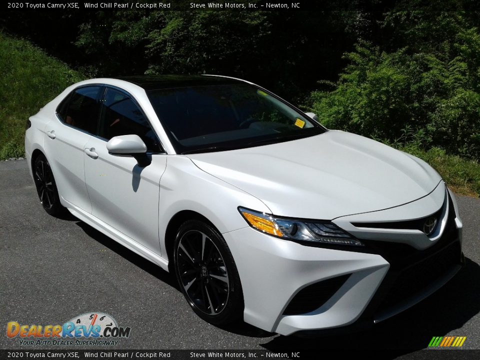 2020 Toyota Camry XSE Wind Chill Pearl / Cockpit Red Photo #5