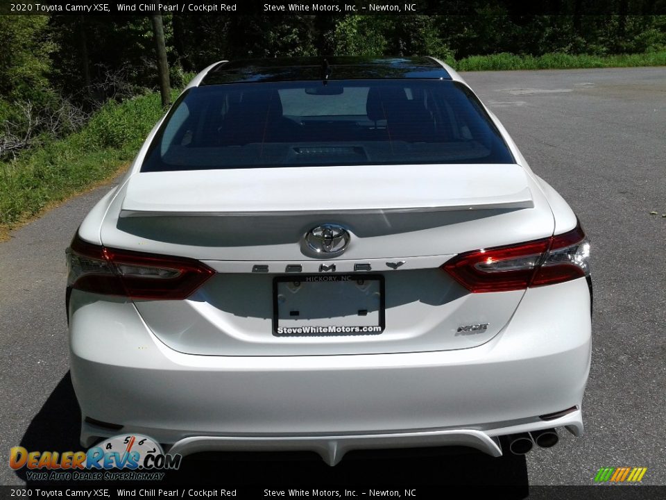 2020 Toyota Camry XSE Wind Chill Pearl / Cockpit Red Photo #8