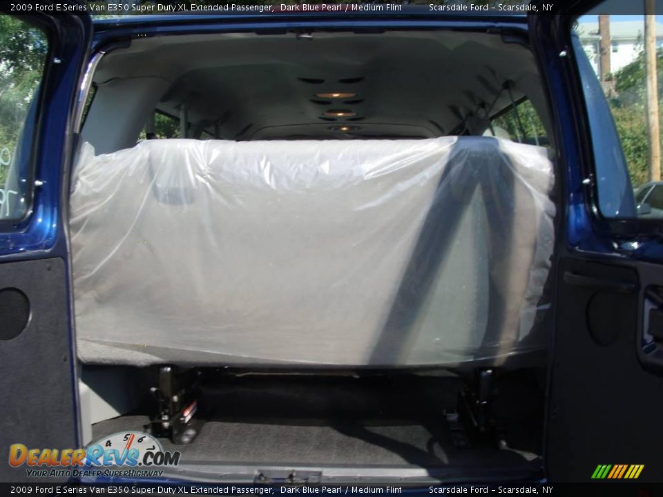 2009 Ford E Series Van E350 Super Duty XL Extended Passenger Dark Blue Pearl / Medium Flint Photo #20