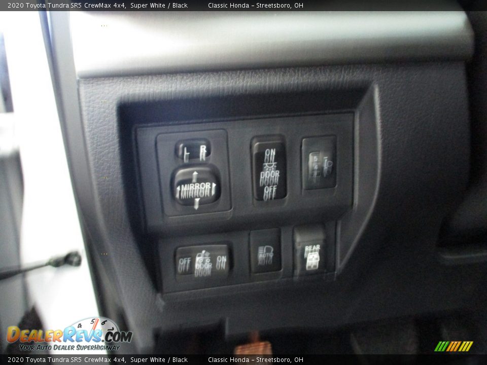 2020 Toyota Tundra SR5 CrewMax 4x4 Super White / Black Photo #30