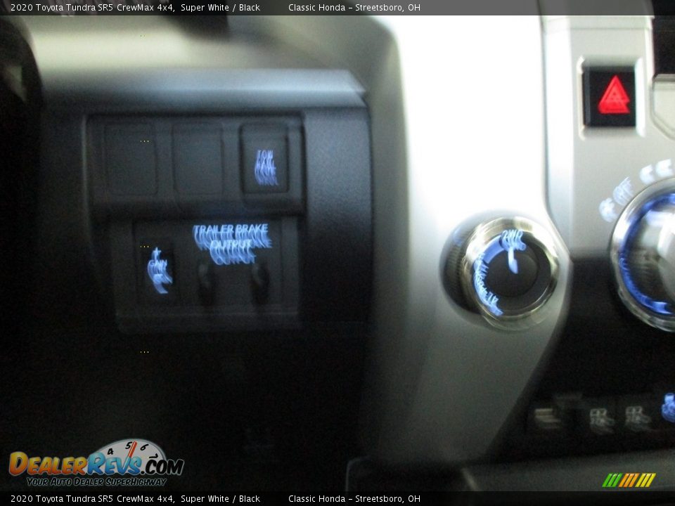 2020 Toyota Tundra SR5 CrewMax 4x4 Super White / Black Photo #36