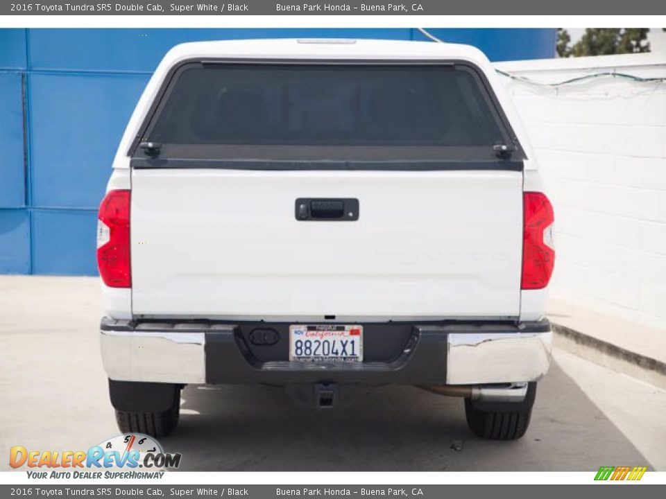 2016 Toyota Tundra SR5 Double Cab Super White / Black Photo #10