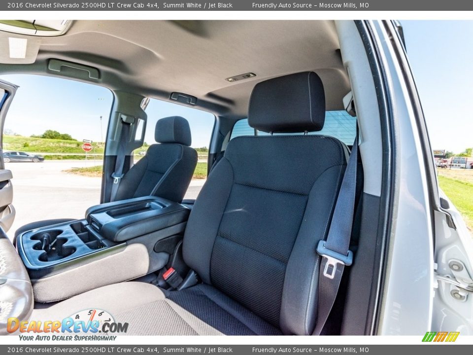 2016 Chevrolet Silverado 2500HD LT Crew Cab 4x4 Summit White / Jet Black Photo #18