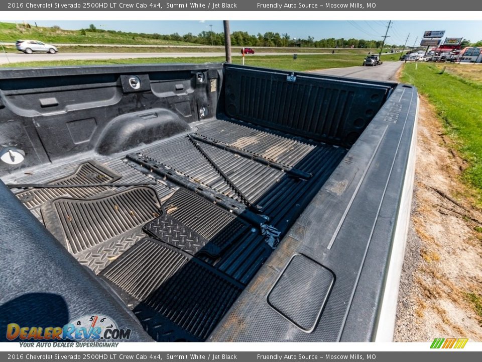 2016 Chevrolet Silverado 2500HD LT Crew Cab 4x4 Summit White / Jet Black Photo #24