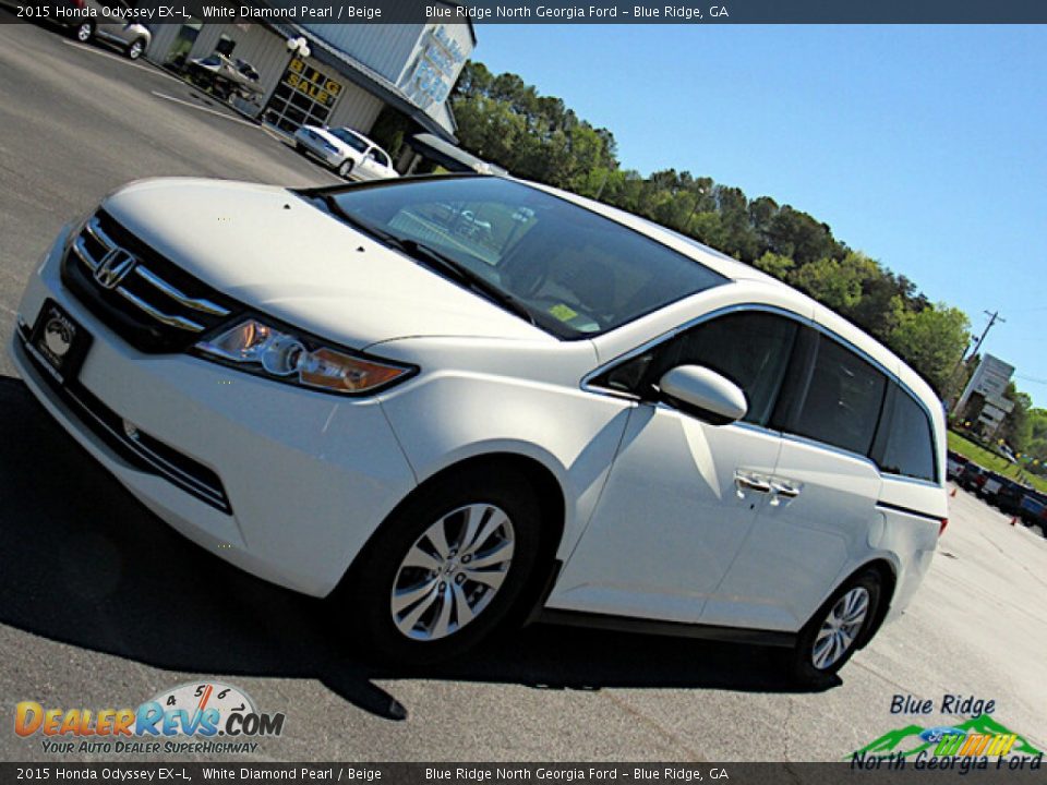 2015 Honda Odyssey EX-L White Diamond Pearl / Beige Photo #24