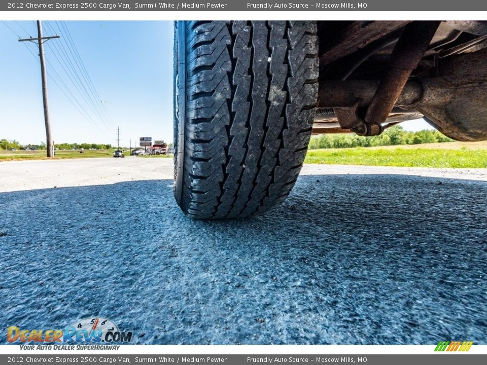 2012 Chevrolet Express 2500 Cargo Van Summit White / Medium Pewter Photo #12