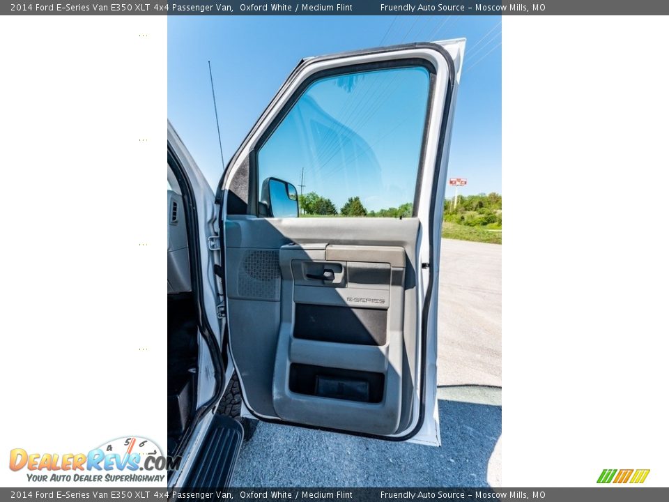 2014 Ford E-Series Van E350 XLT 4x4 Passenger Van Oxford White / Medium Flint Photo #26