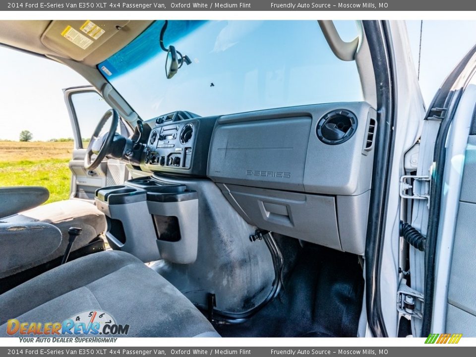 2014 Ford E-Series Van E350 XLT 4x4 Passenger Van Oxford White / Medium Flint Photo #27