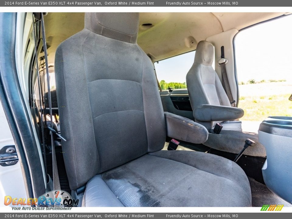 2014 Ford E-Series Van E350 XLT 4x4 Passenger Van Oxford White / Medium Flint Photo #29