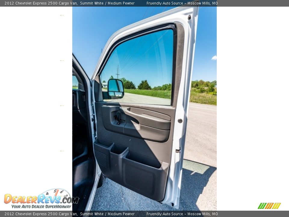 2012 Chevrolet Express 2500 Cargo Van Summit White / Medium Pewter Photo #30