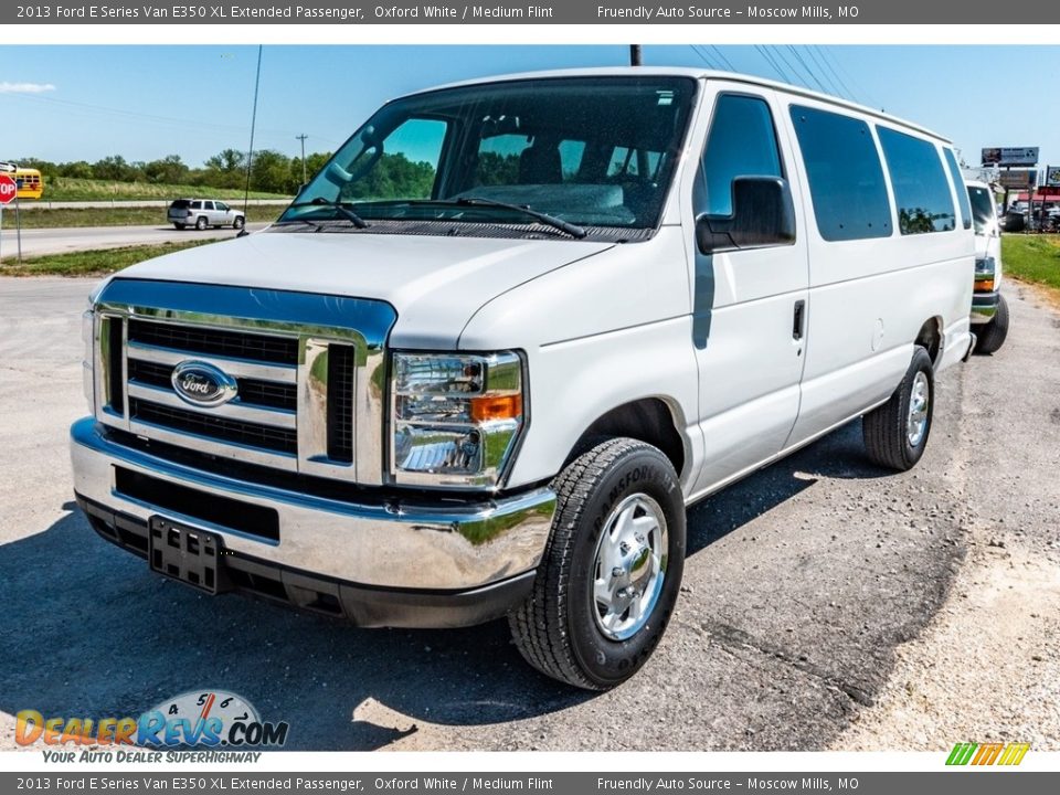 2013 Ford E Series Van E350 XL Extended Passenger Oxford White / Medium Flint Photo #8