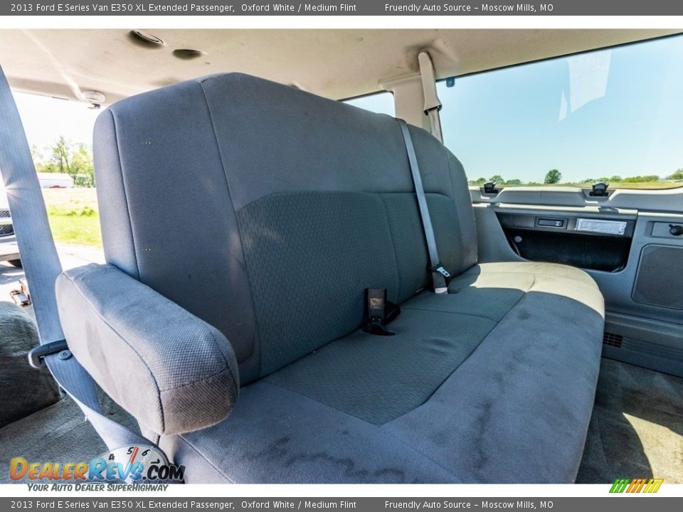 2013 Ford E Series Van E350 XL Extended Passenger Oxford White / Medium Flint Photo #24