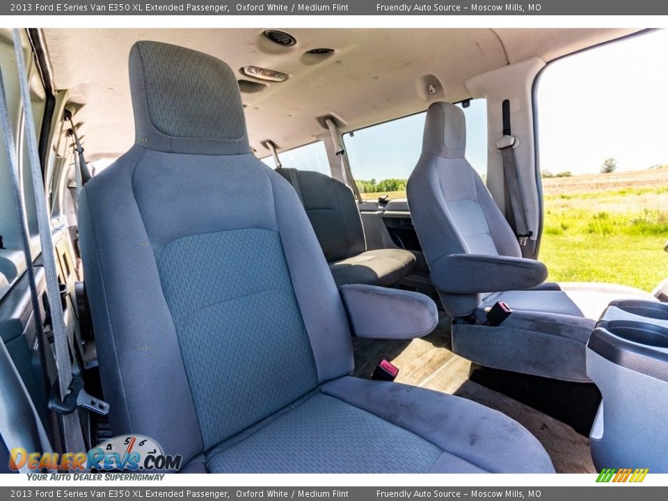 2013 Ford E Series Van E350 XL Extended Passenger Oxford White / Medium Flint Photo #28