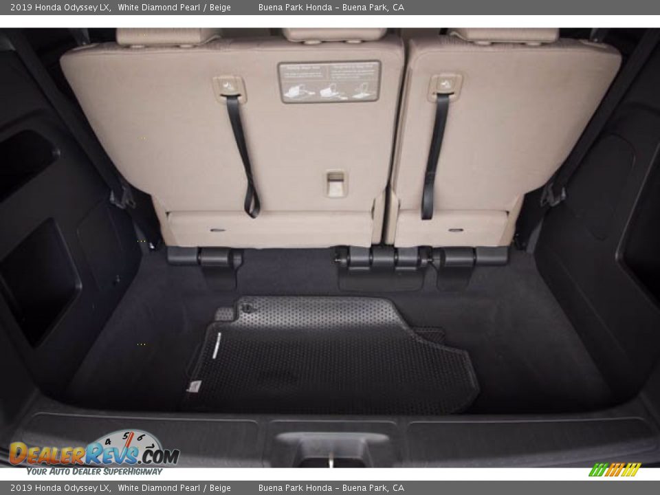 2019 Honda Odyssey LX White Diamond Pearl / Beige Photo #22