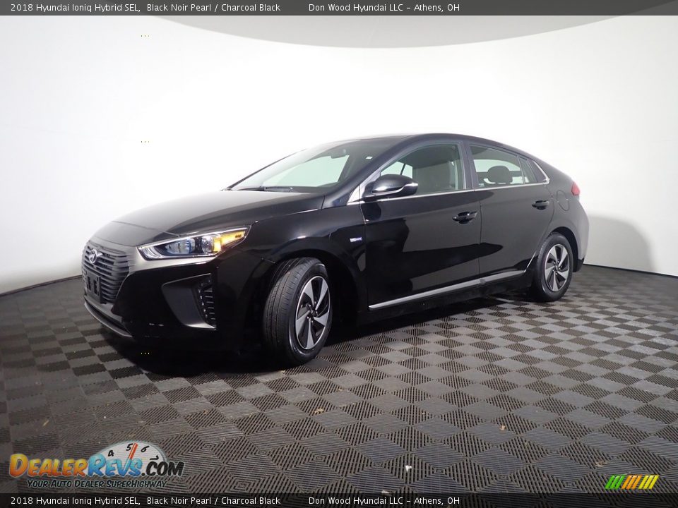 2018 Hyundai Ioniq Hybrid SEL Black Noir Pearl / Charcoal Black Photo #9