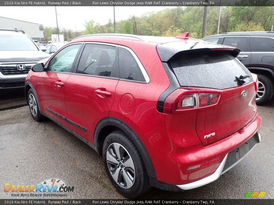 2019 Kia Niro FE Hybrid Runway Red / Black Photo #4