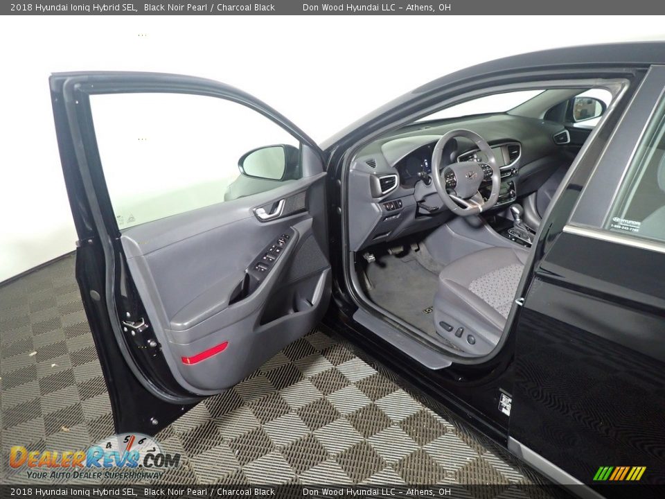 2018 Hyundai Ioniq Hybrid SEL Black Noir Pearl / Charcoal Black Photo #21