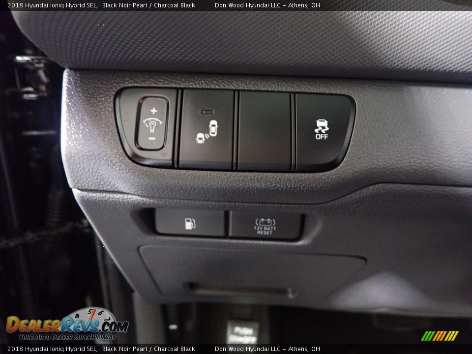 2018 Hyundai Ioniq Hybrid SEL Black Noir Pearl / Charcoal Black Photo #32