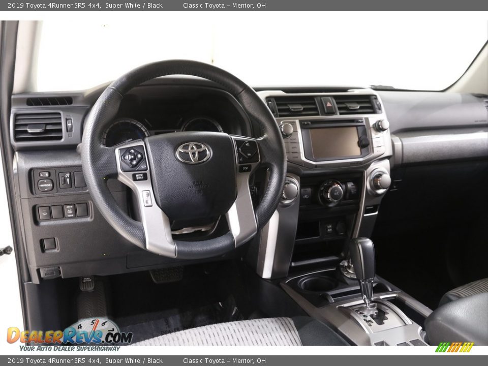 2019 Toyota 4Runner SR5 4x4 Super White / Black Photo #6