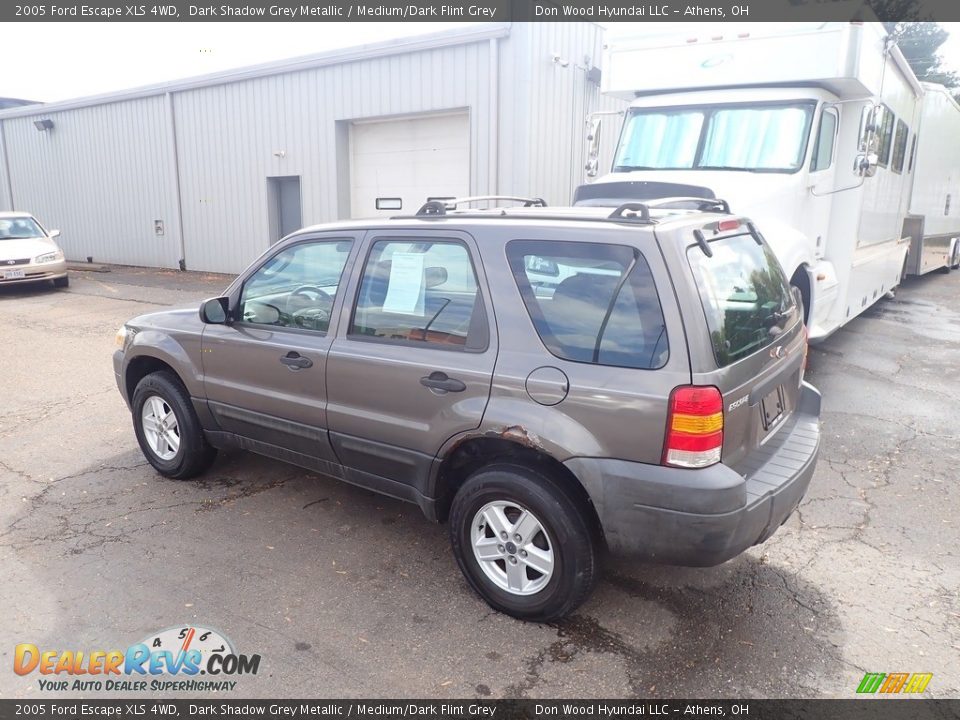 2005 Ford Escape XLS 4WD Dark Shadow Grey Metallic / Medium/Dark Flint Grey Photo #10