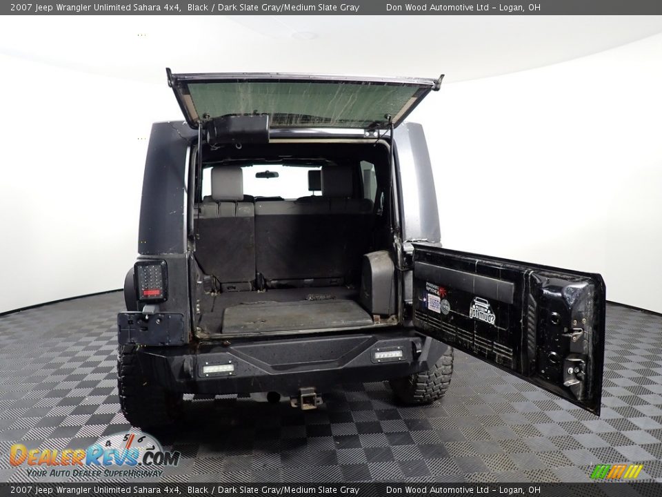 2007 Jeep Wrangler Unlimited Sahara 4x4 Black / Dark Slate Gray/Medium Slate Gray Photo #11