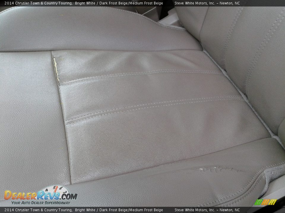 2014 Chrysler Town & Country Touring Bright White / Dark Frost Beige/Medium Frost Beige Photo #14