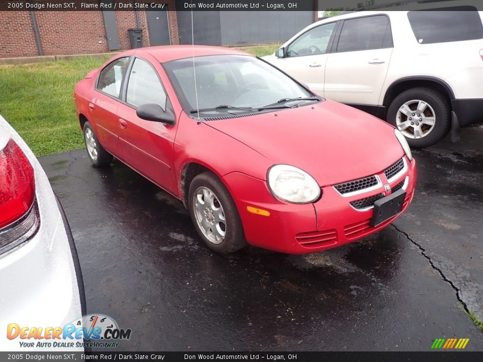 2005 Dodge Neon SXT Flame Red / Dark Slate Gray Photo #2