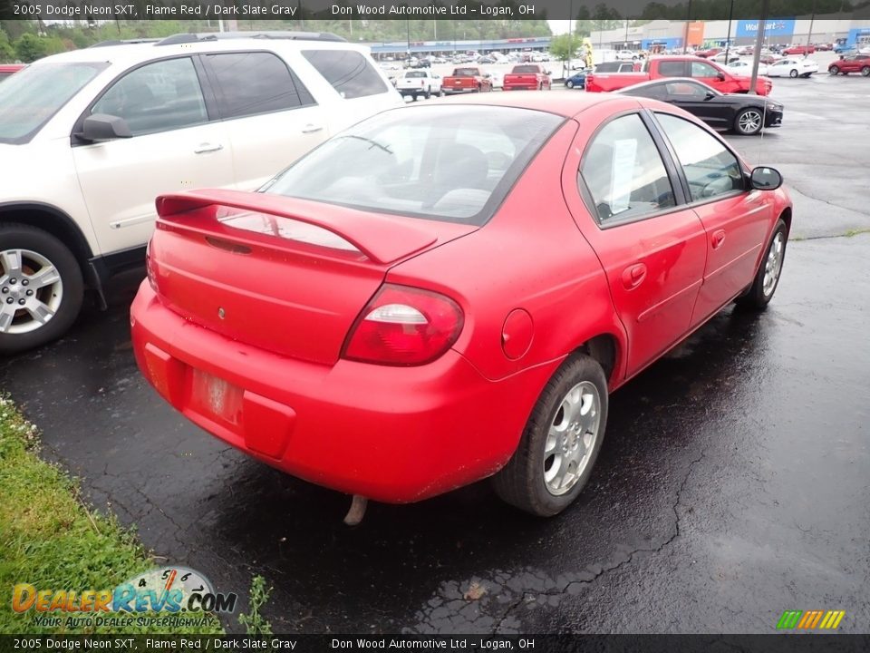 2005 Dodge Neon SXT Flame Red / Dark Slate Gray Photo #10