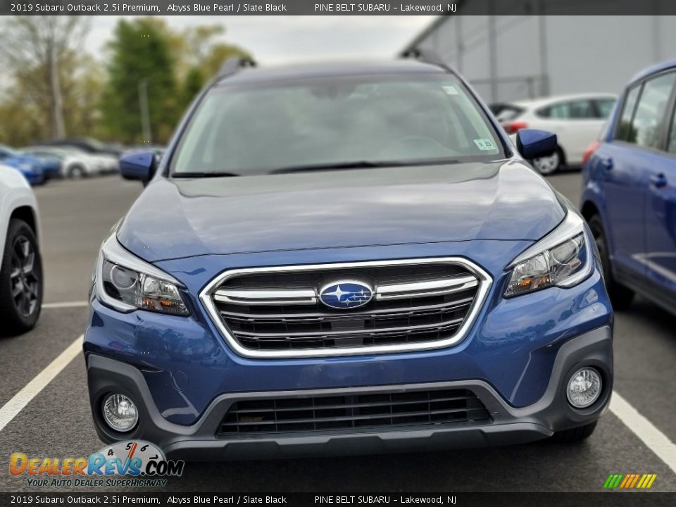 2019 Subaru Outback 2.5i Premium Abyss Blue Pearl / Slate Black Photo #2