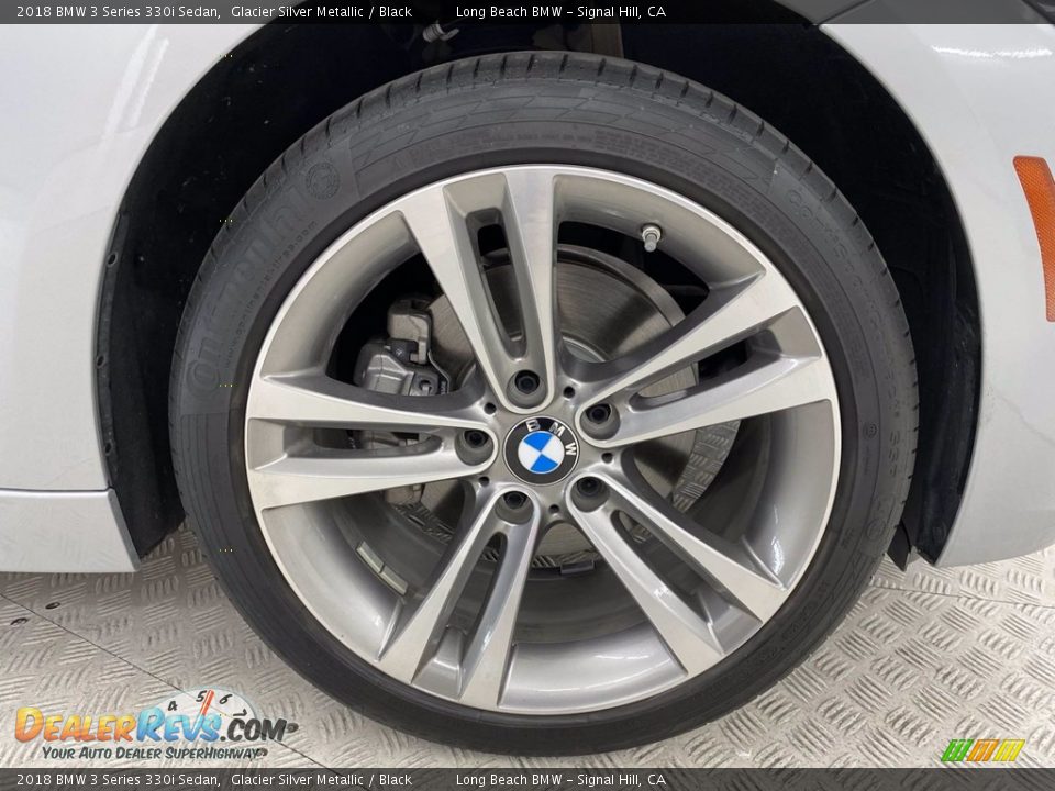 2018 BMW 3 Series 330i Sedan Glacier Silver Metallic / Black Photo #6