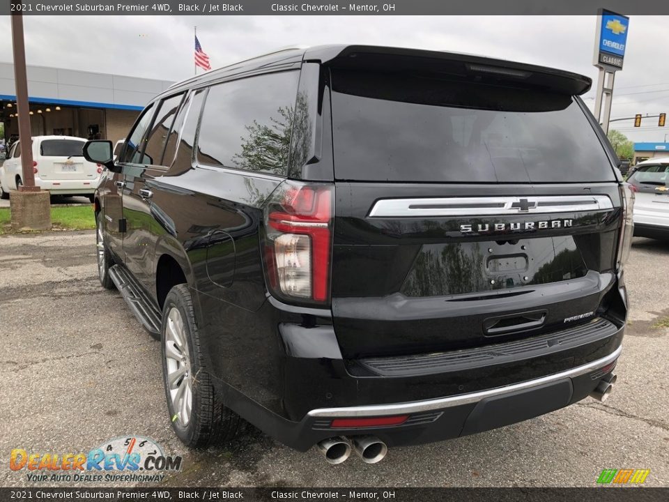 2021 Chevrolet Suburban Premier 4WD Black / Jet Black Photo #4