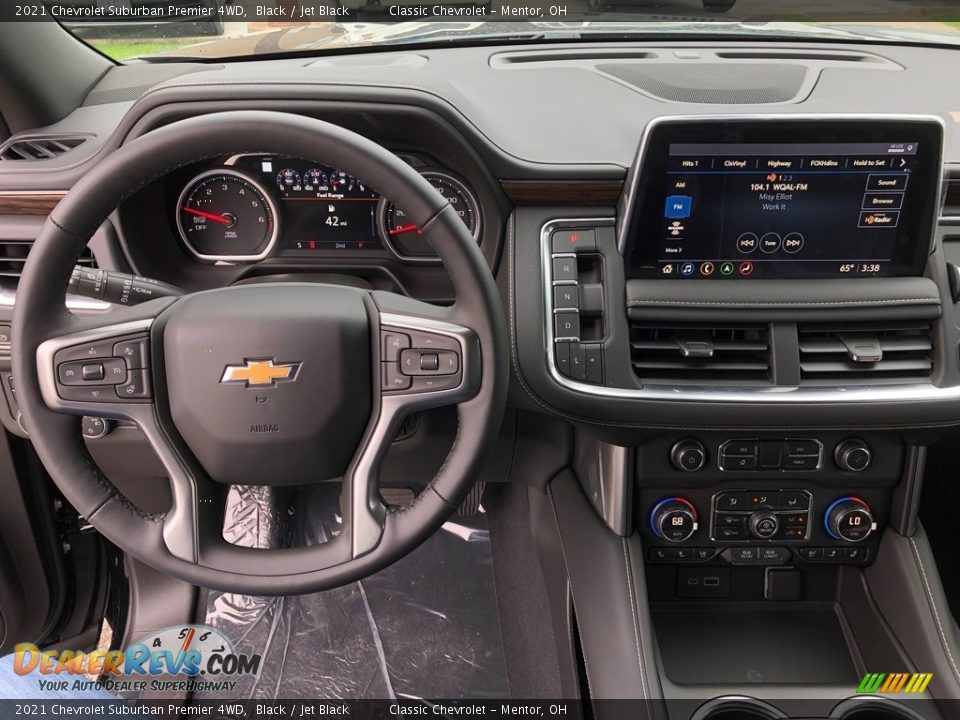 Dashboard of 2021 Chevrolet Suburban Premier 4WD Photo #7