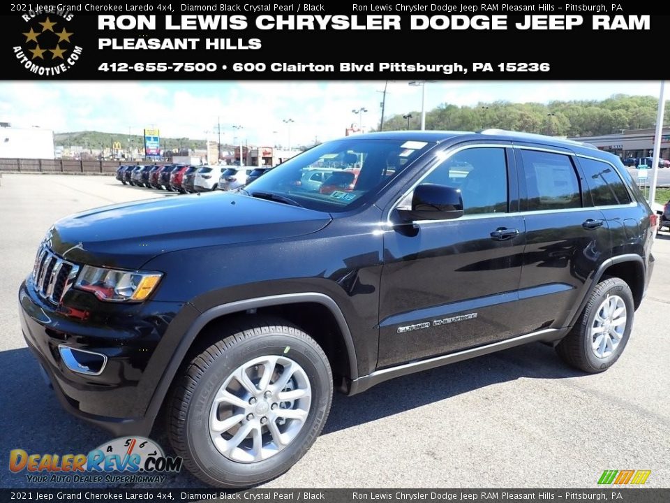 2021 Jeep Grand Cherokee Laredo 4x4 Diamond Black Crystal Pearl / Black Photo #1