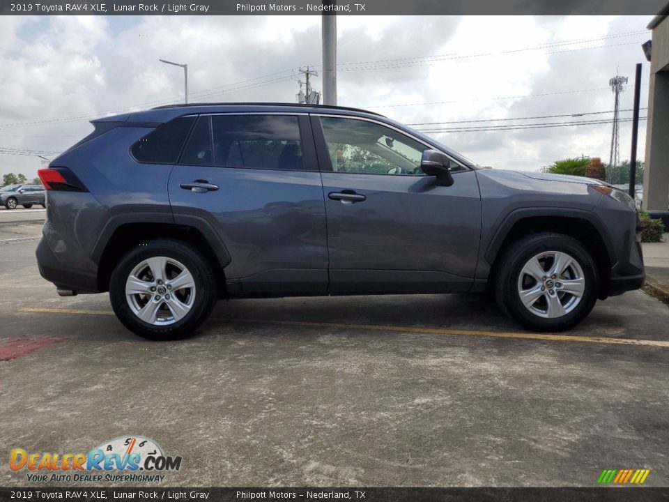 2019 Toyota RAV4 XLE Lunar Rock / Light Gray Photo #12