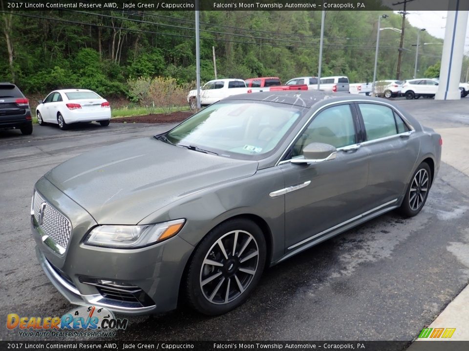 Front 3/4 View of 2017 Lincoln Continental Reserve AWD Photo #7